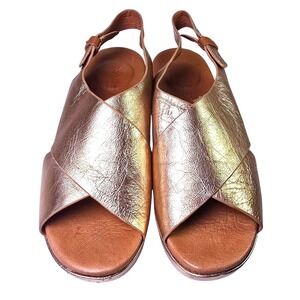 Gentle Souls Kenneth Cole Wedge Sandal Womens 9 Metallic Rose Gold Platform